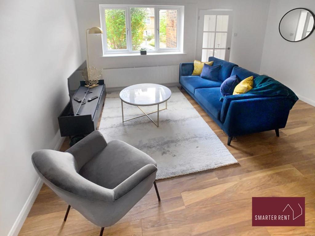 Guildford - 2 Bedroom House West Clandon Kültér fotó